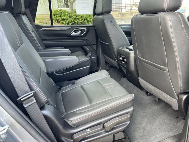 Used 2022 Chevrolet Tahoe RST w/ Luxury Package AWD/4WD image 15