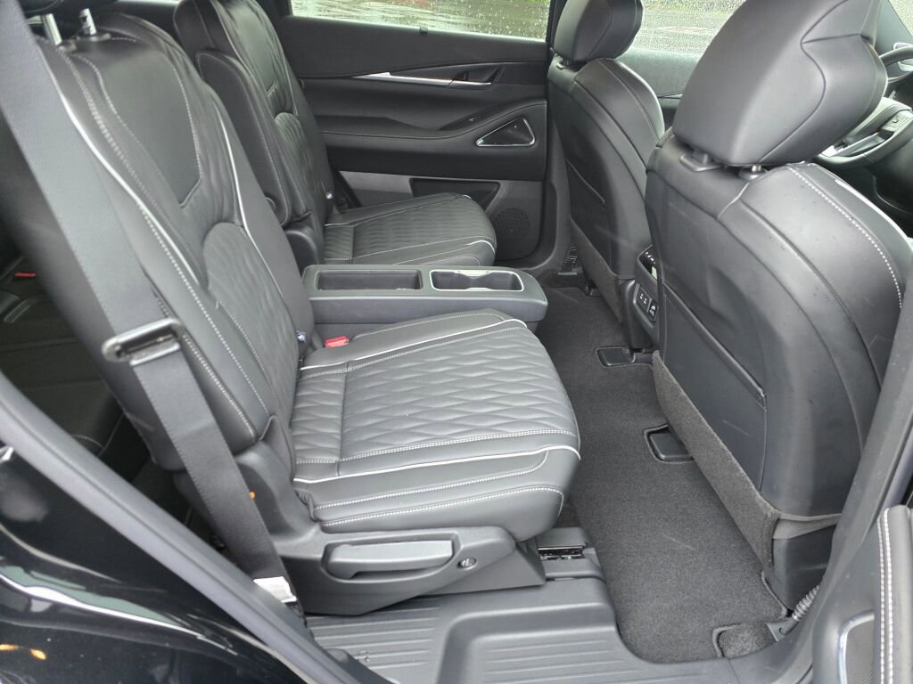 New 2026 INFINITI QX60 Autograph image 12