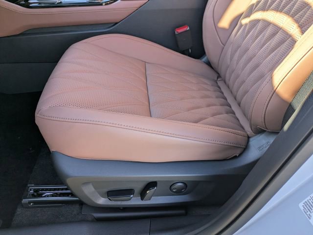 New 2026 Mitsubishi Outlander SEL image 16