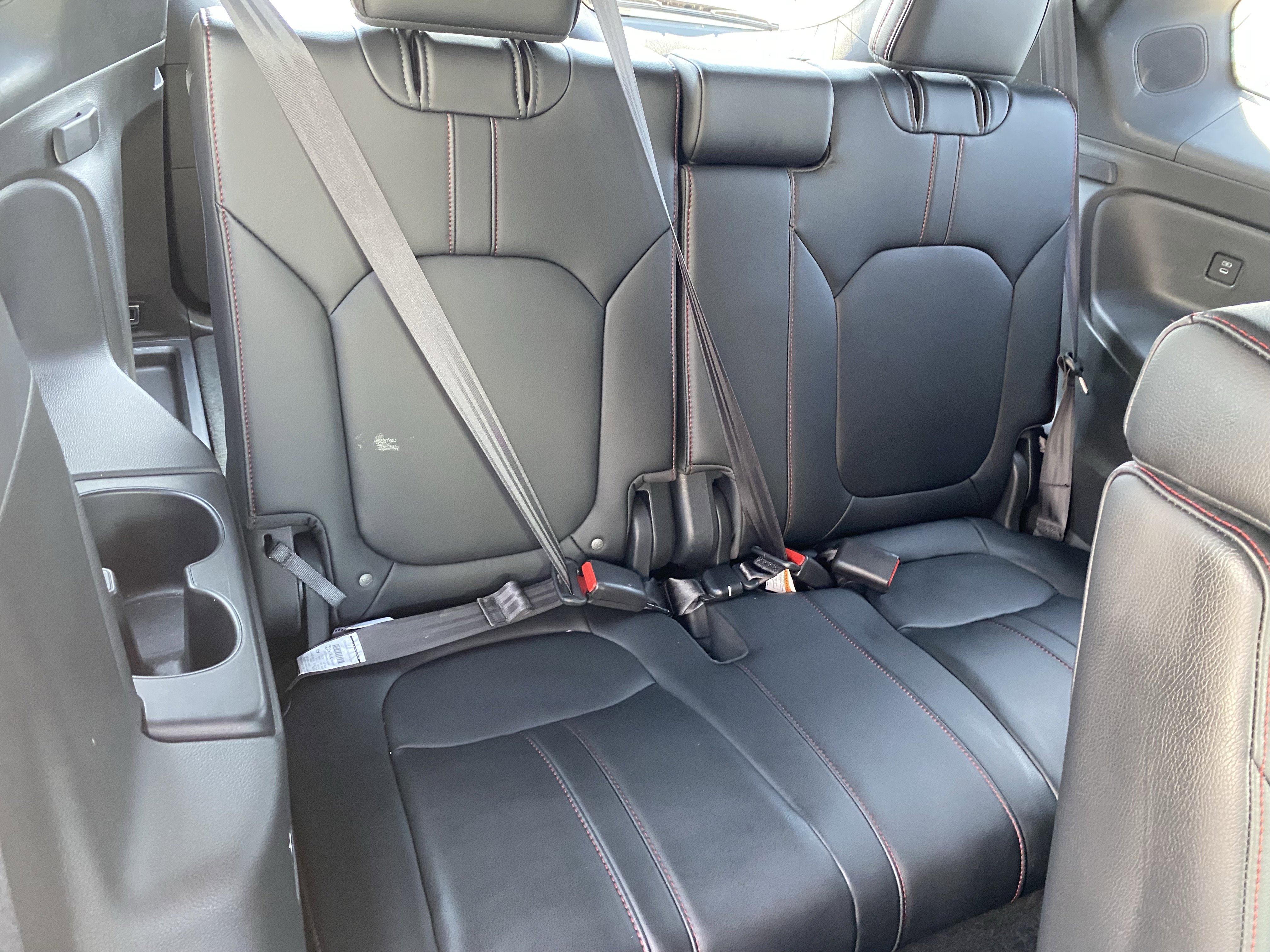 Used 2025 Honda Pilot Black Edition image 12