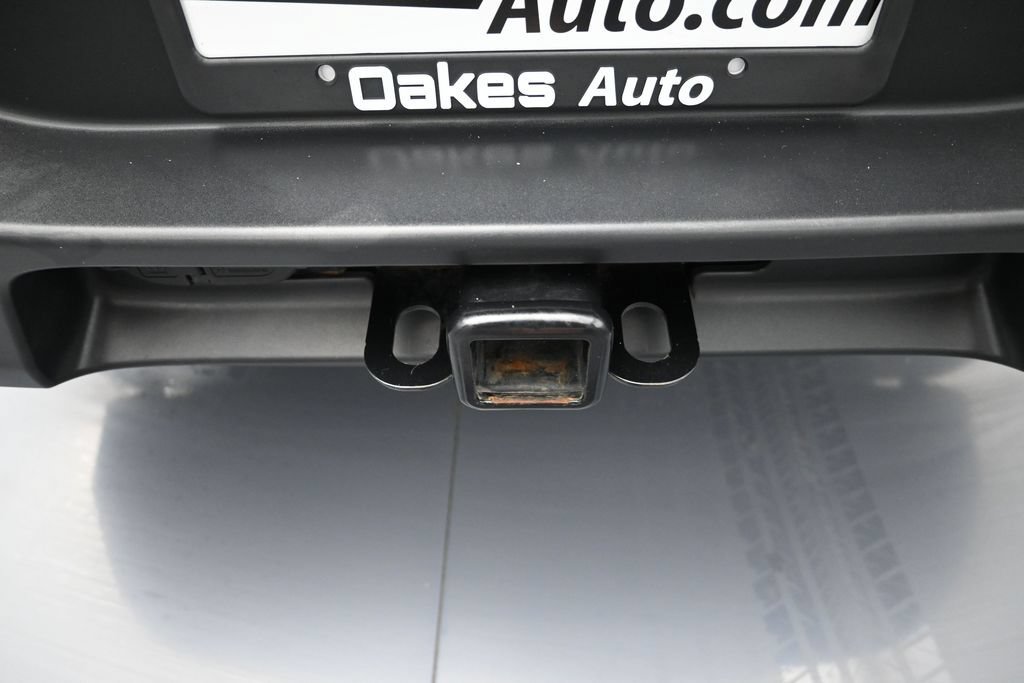 Used 2018 Jeep Cherokee Latitude Plus w/ Cold Weather Group AWD/4WD image 32