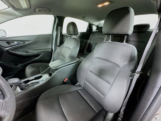 Used 2023 Chevrolet Malibu LT image 11