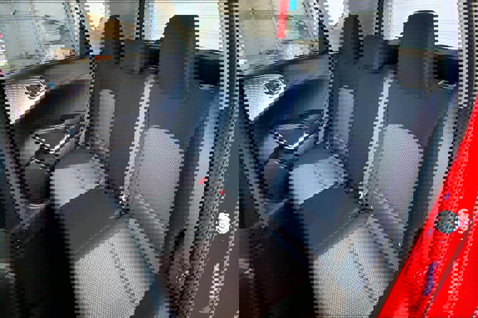 Used 2024 Kia Soul LX w/ Option Group 015 image 21