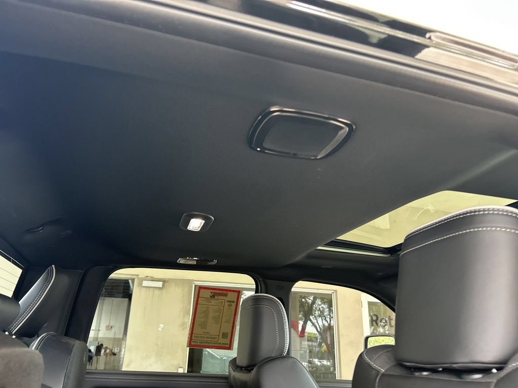Used 2025 RAM 2500 Limited AWD/4WD image 41