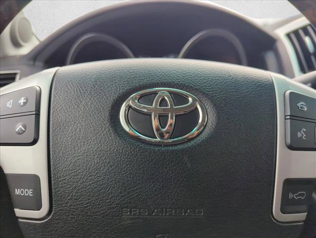 Used 2014 Toyota Land Cruiser AWD/4WD image 24