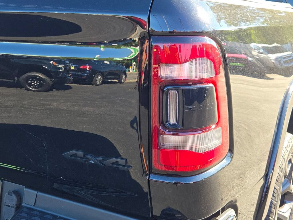 Used 2022 RAM 1500 Limited w/ (RED) Edition AWD/4WD image 14