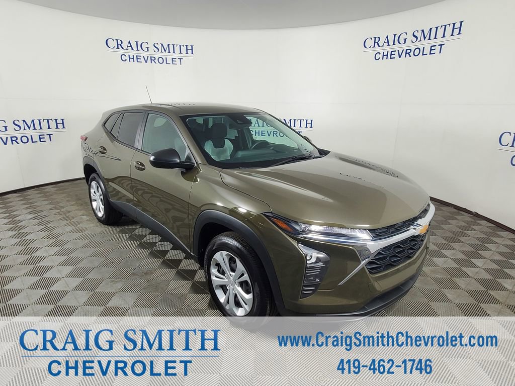 Used 2024 Chevrolet Trax LS FWD image 7