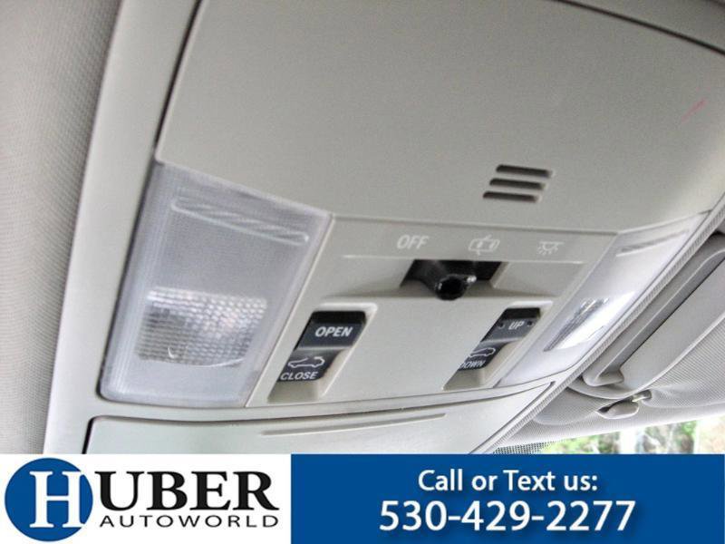 Used 2017 Toyota RAV4 XLE image 12