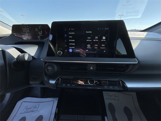 Used 2023 Toyota Prius LE image 28