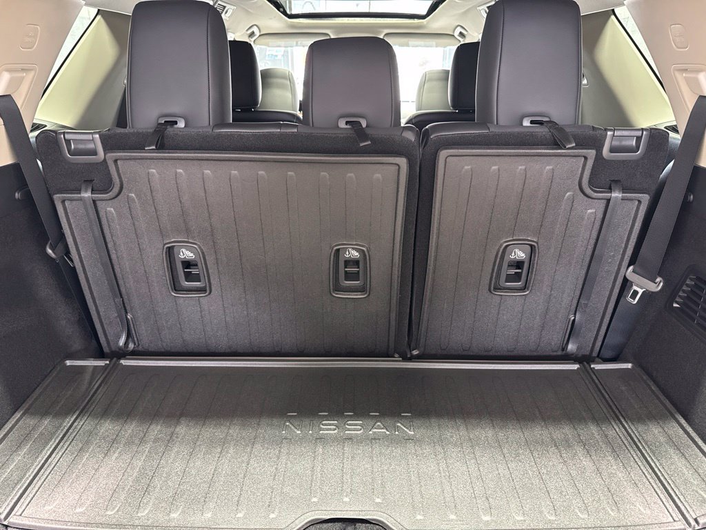 New 2026 Nissan Pathfinder Platinum AWD/4WD image 29
