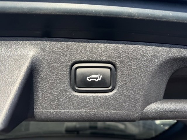 Used 2023 Hyundai Palisade Calligraphy image 11