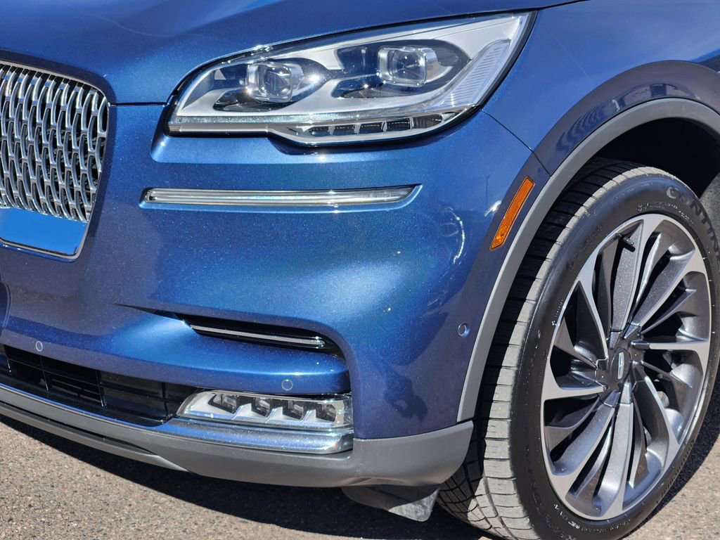 Used 2020 Lincoln Aviator Reserve w/ Equipment Group 202A image 8