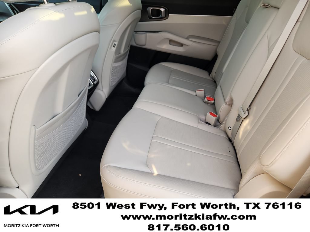 Certified 2025 Kia Sorento S AWD/4WD image 29