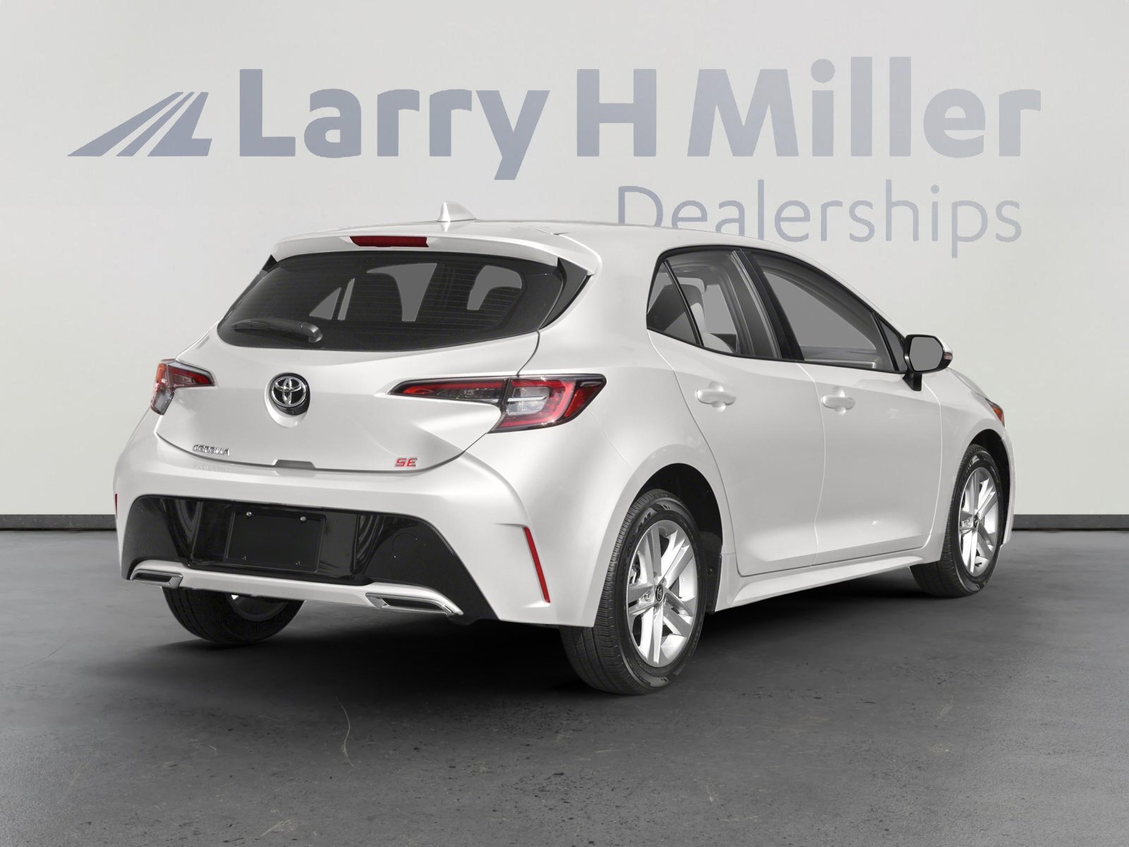 Used 2019 Toyota Corolla SE image 2