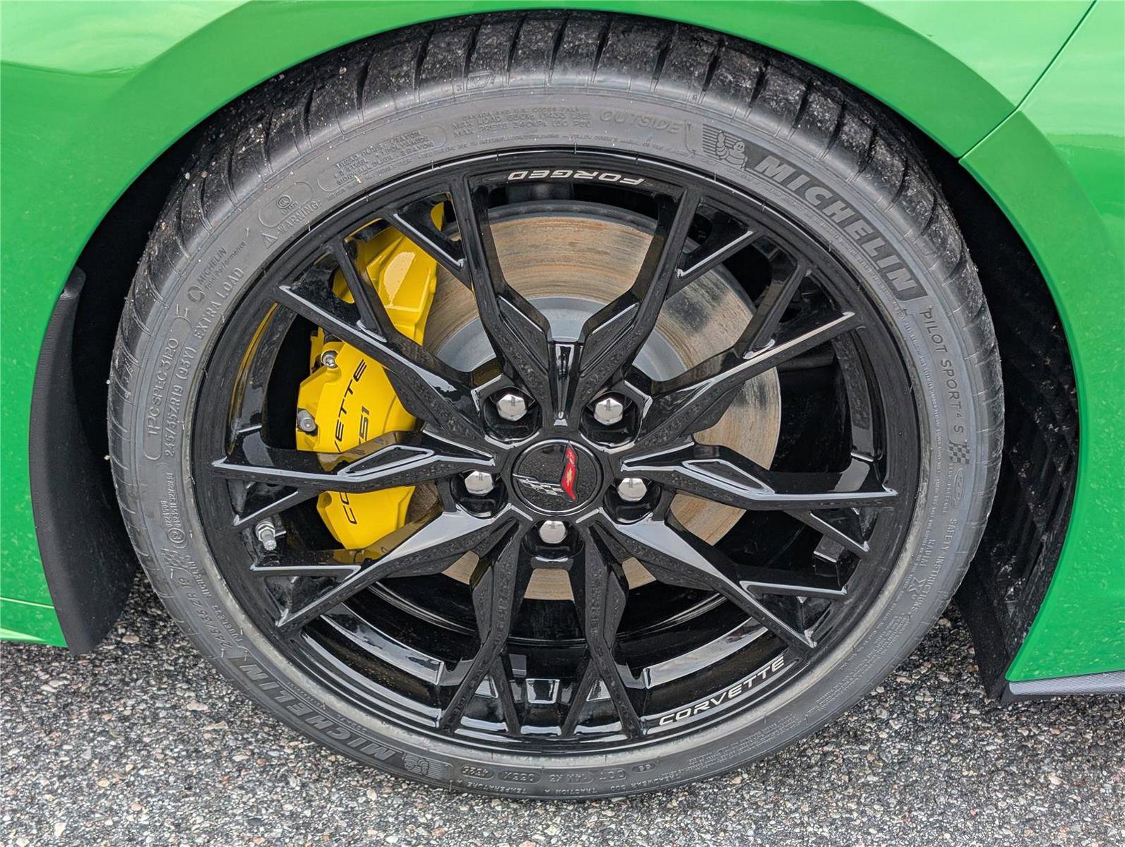 New 2026 Chevrolet Corvette Stingray Convertible w/ Z51 Performance Package image 6