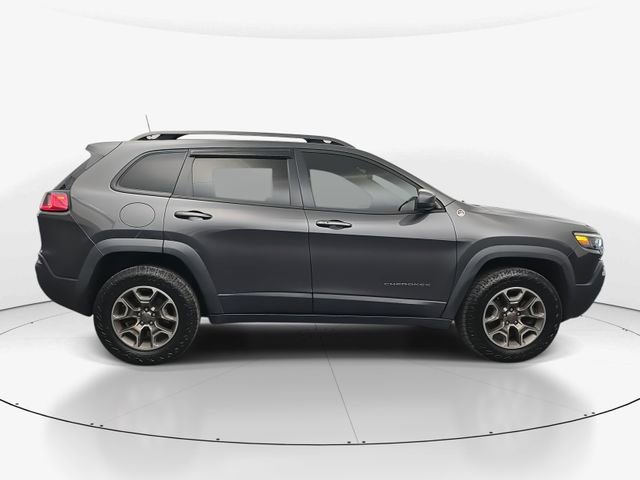 Used 2020 Jeep Cherokee Trailhawk w/ Cold Weather Group image 11