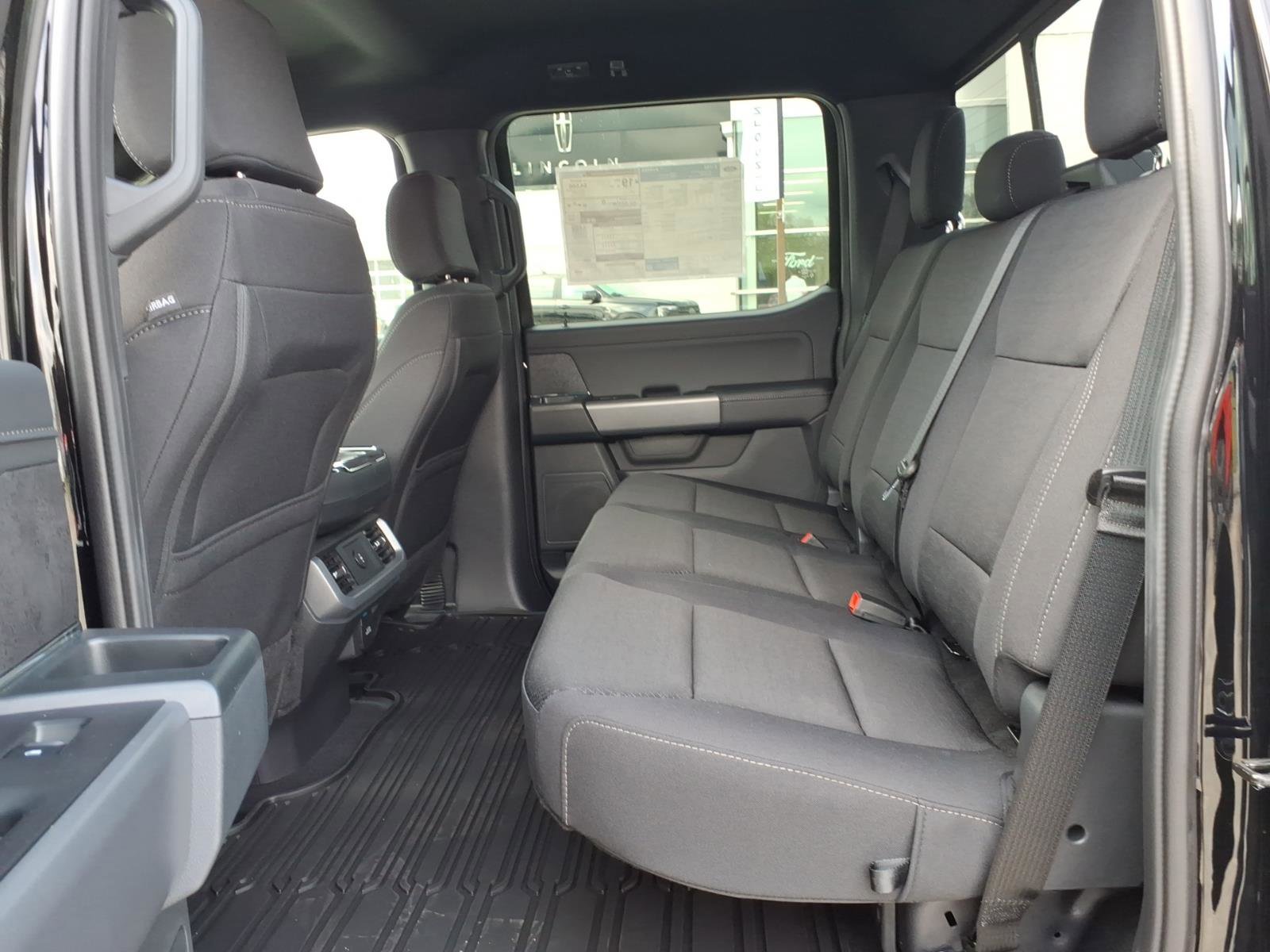 New 2026 Ford F150 XLT w/ Equipment Group 302A MID image 9