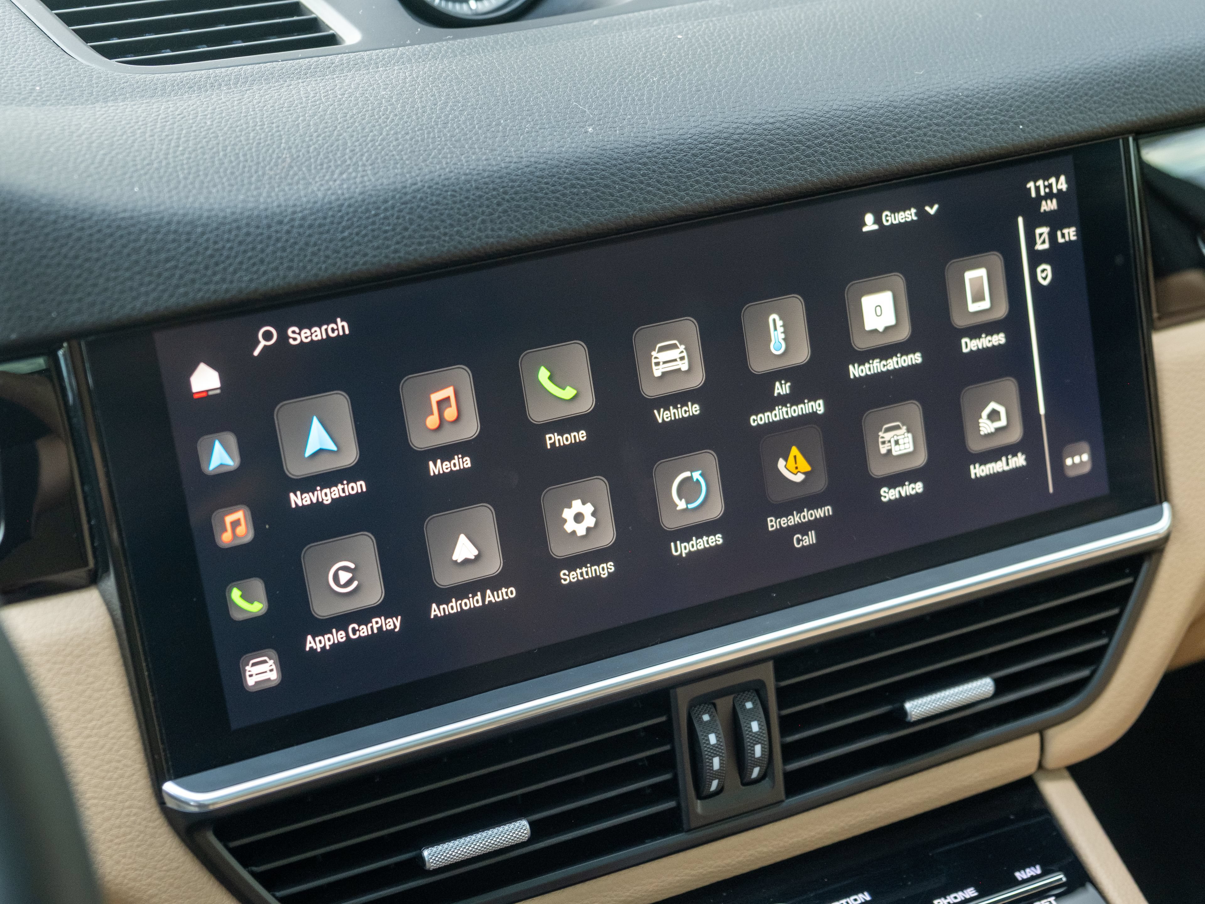 Certified 2023 Porsche Cayenne AWD/4WD image 28