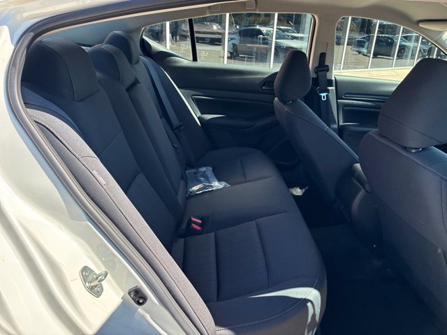 Used 2025 Nissan Altima 2.5 S FWD image 9