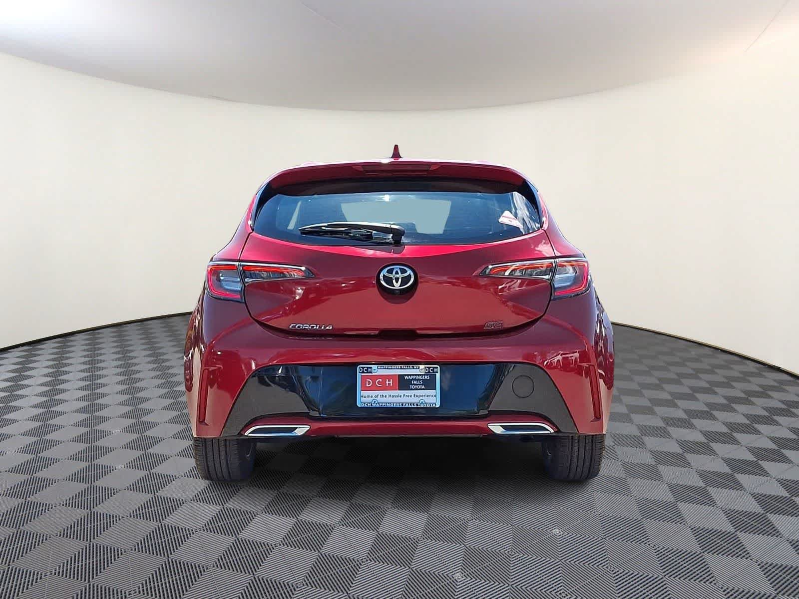 Certified 2021 Toyota Corolla SE w/ SE Preferred Package FWD image 7