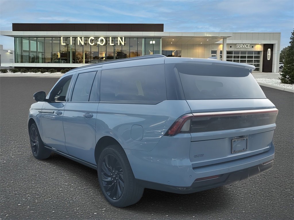 New 2025 Lincoln Navigator L Reserve w/ Jet Appearance Package image 3