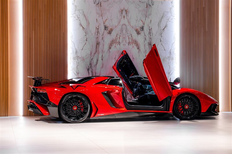 Used 2017 Lamborghini Aventador LP 750-4 Superveloce AWD/4WD image 8