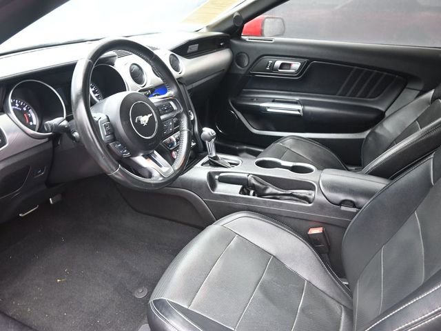 Used 2019 Ford Mustang Premium RWD image 18