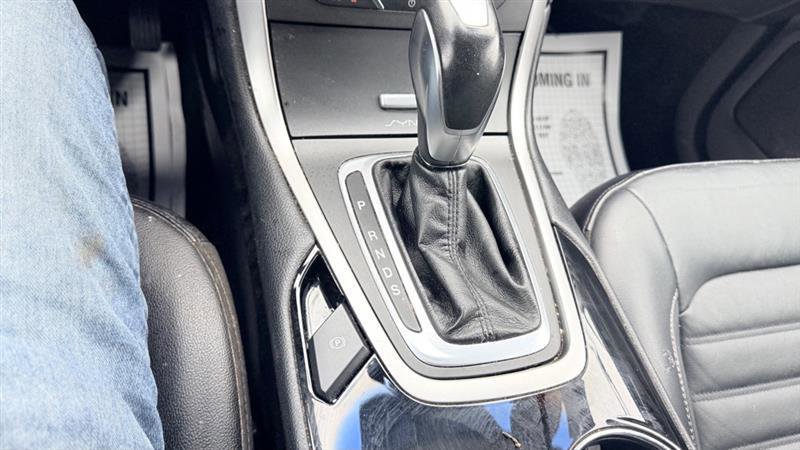 Used 2016 Ford Edge SEL w/ Equipment Group 201A AWD/4WD image 18