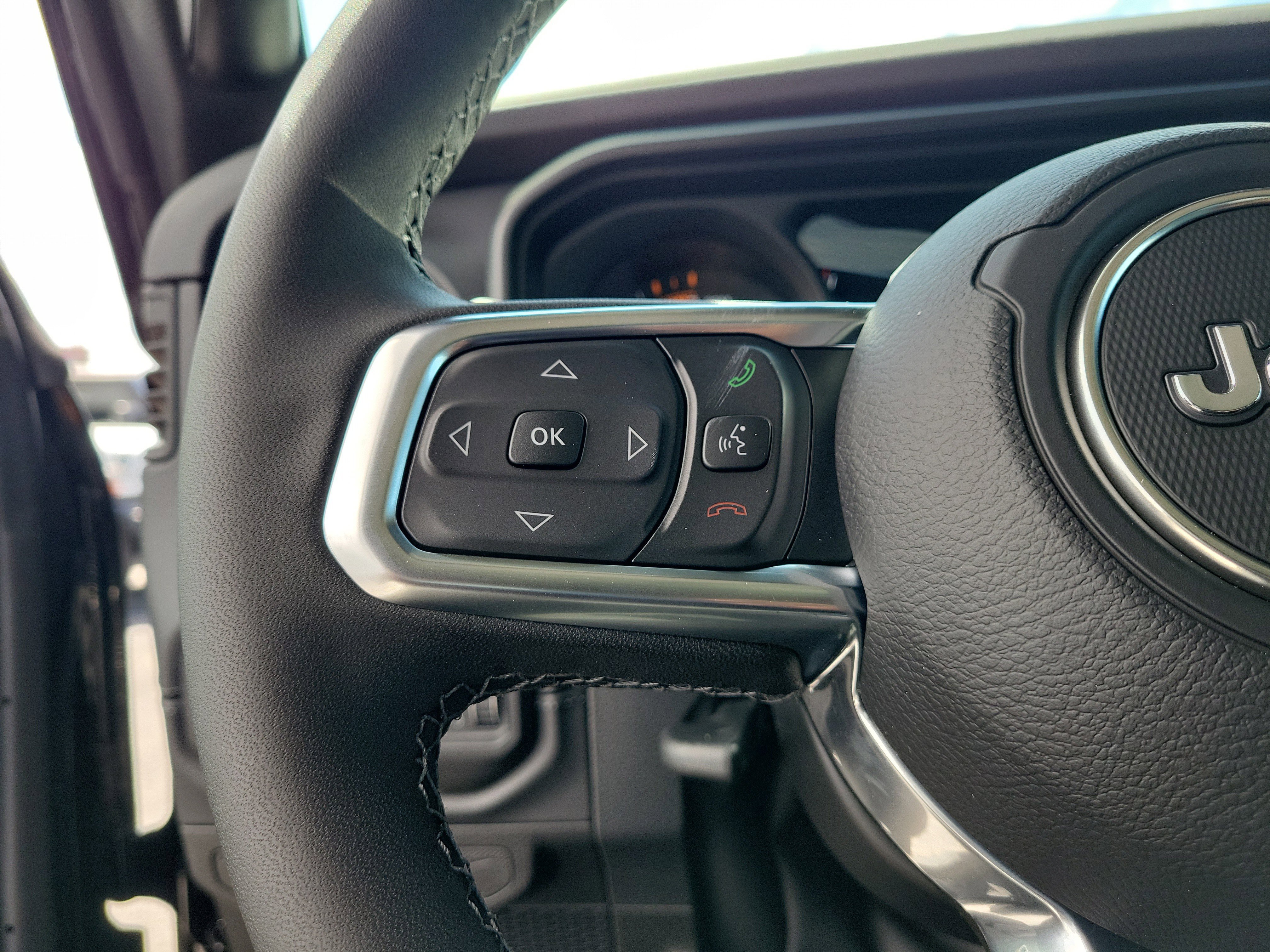 New 2026 Jeep Wrangler Unlimited Sahara AWD/4WD image 14