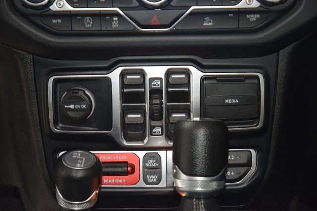 Used 2024 Jeep Wrangler Rubicon w/ Convenience Group image 31