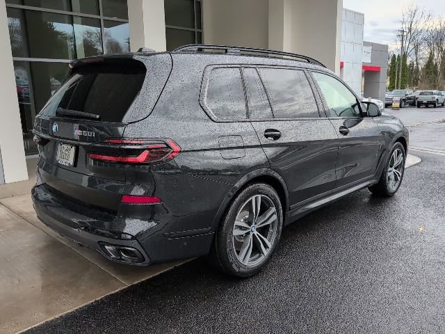 New 2026 BMW X7 M60i image 3