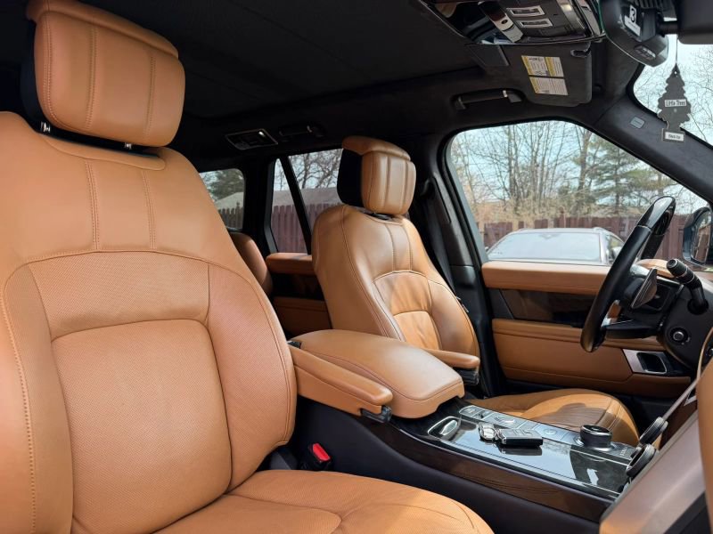 Used 2020 Land Rover Range Rover Autobiography image 30