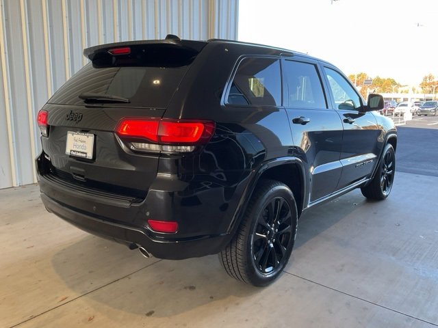 Used 2021 Jeep Grand Cherokee Laredo X image 20