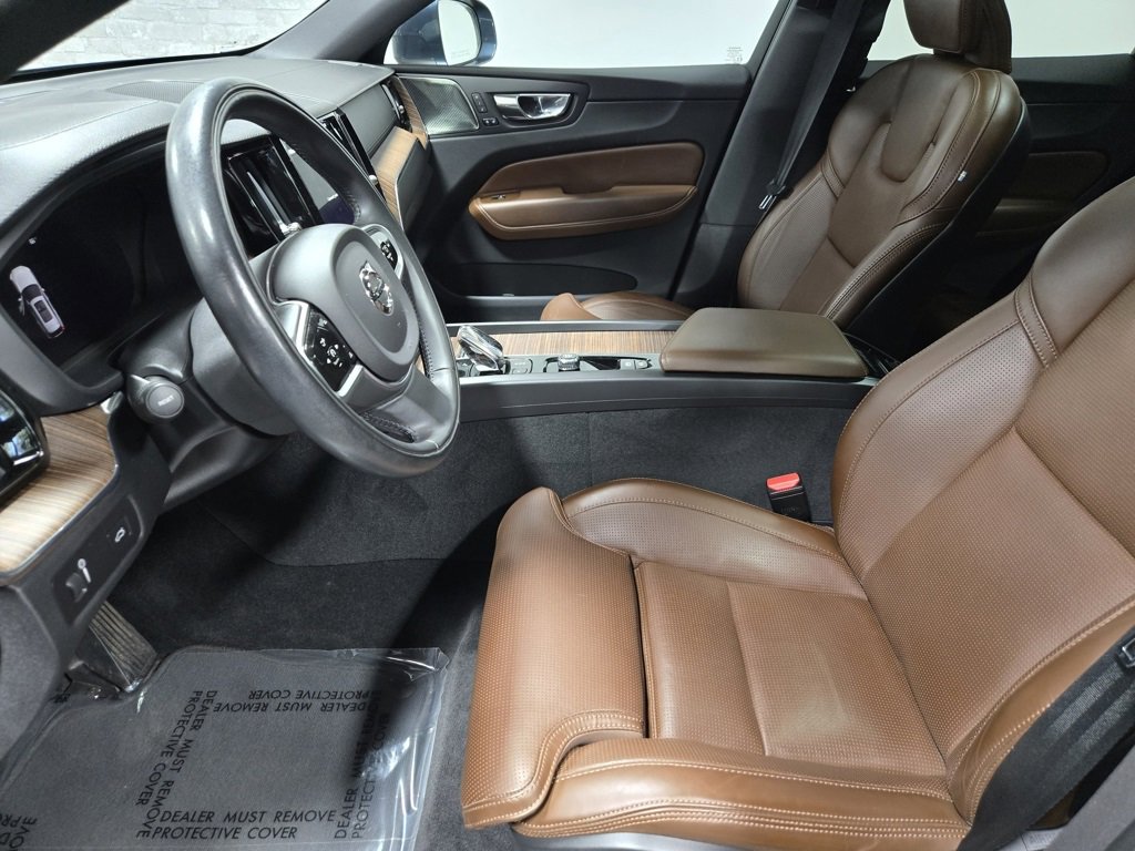 Used 2022 Volvo XC60 B5 Inscription w/ Advanced Package image 10