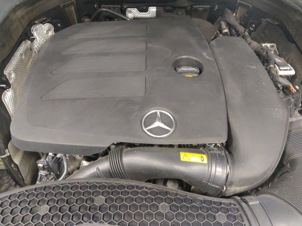 Used 2021 Mercedes-Benz GLC 300 w/ Premium Package image 30