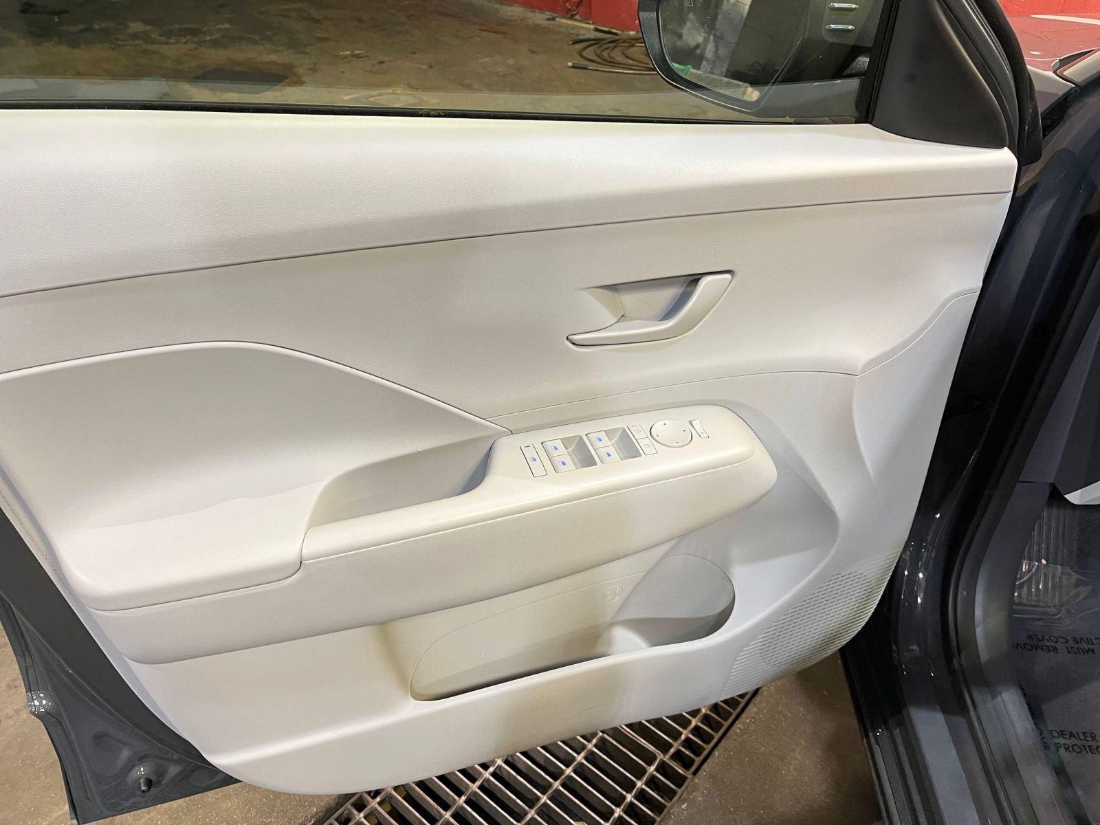 Used 2025 Hyundai Kona SEL image 20