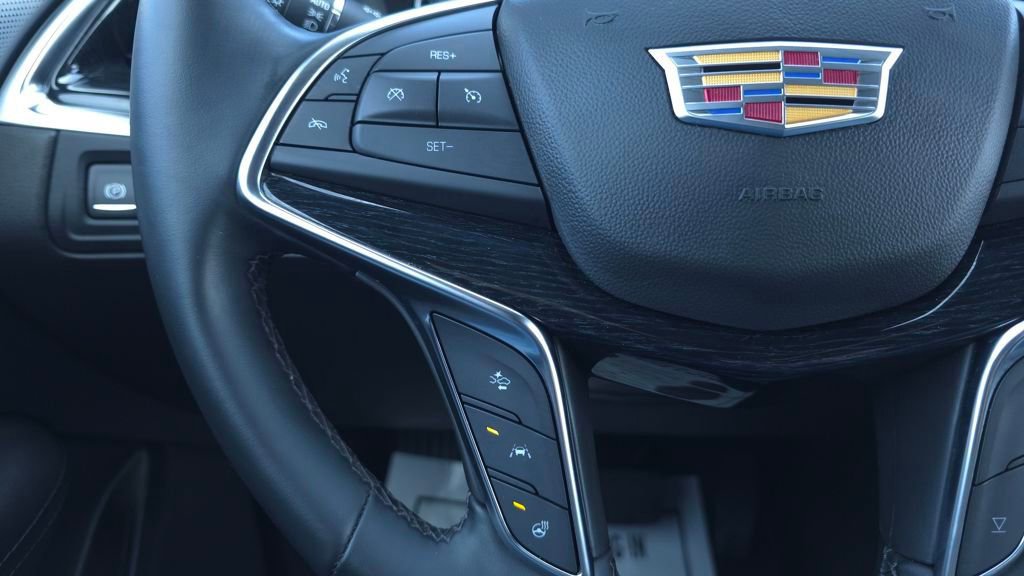 Used 2025 Cadillac XT5 Premium Luxury image 31
