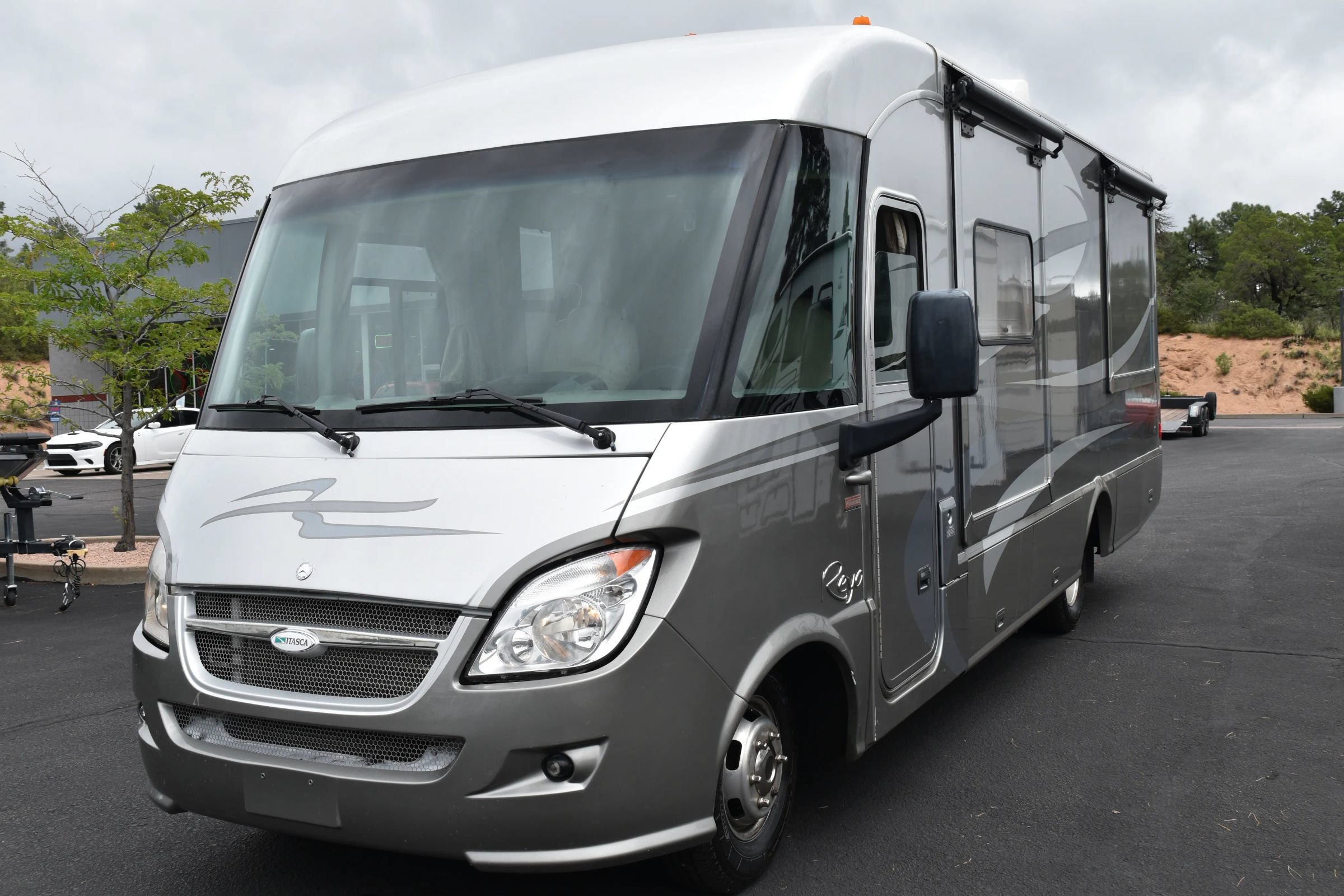 Used 2010 Mercedes-Benz Sprinter 3500 image 4