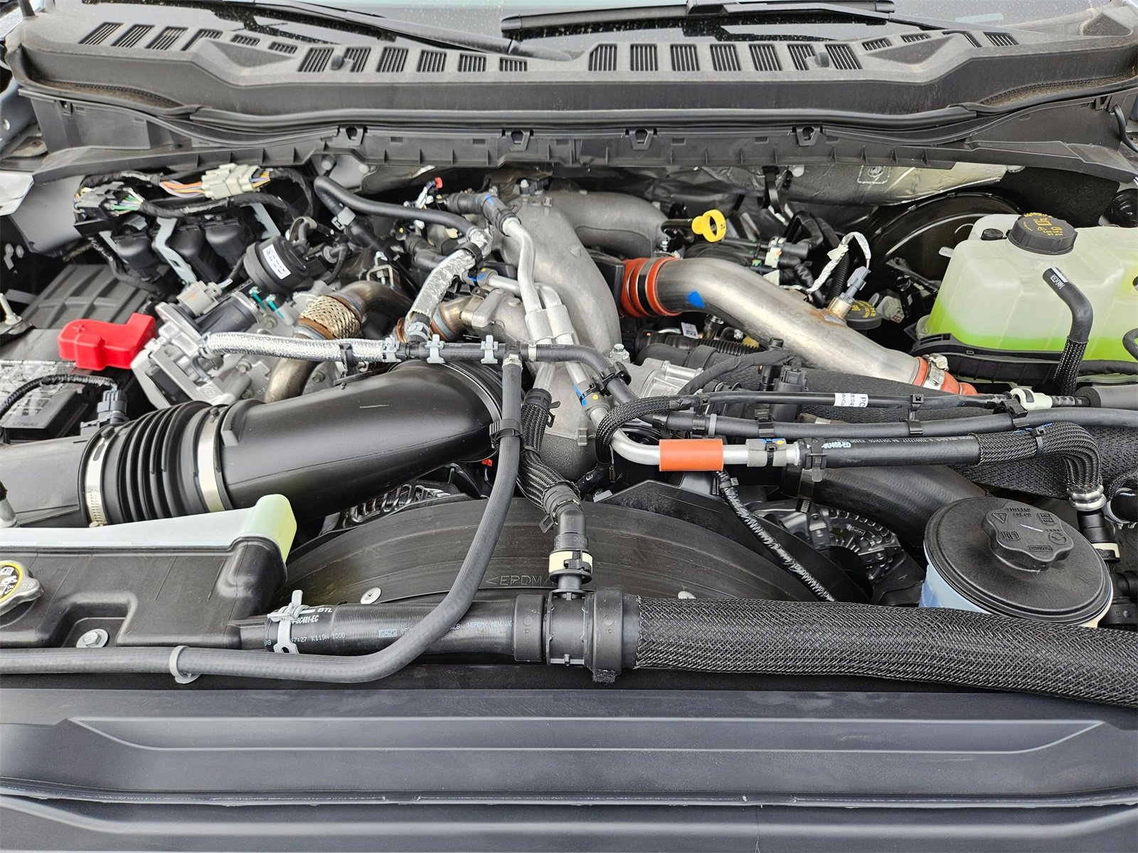 New 2025 Ford F350 Lariat w/ Lariat Ultimate Package image 22