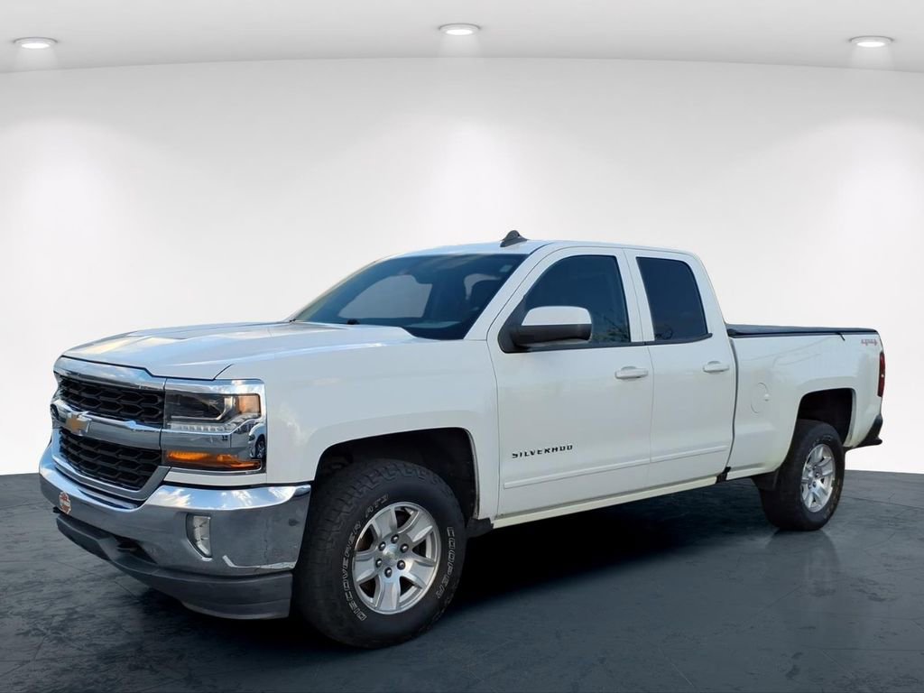 Used 2017 Chevrolet Silverado 1500 LT w/ All Star Edition image 2