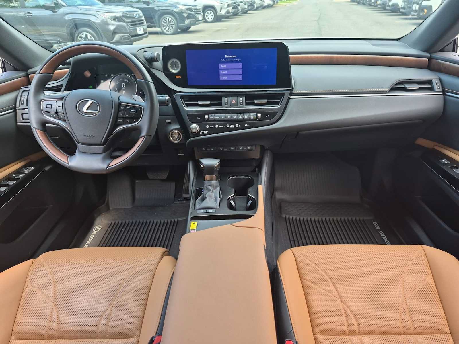 Used 2024 Lexus ES 300h w/ Technology Package FWD image 15