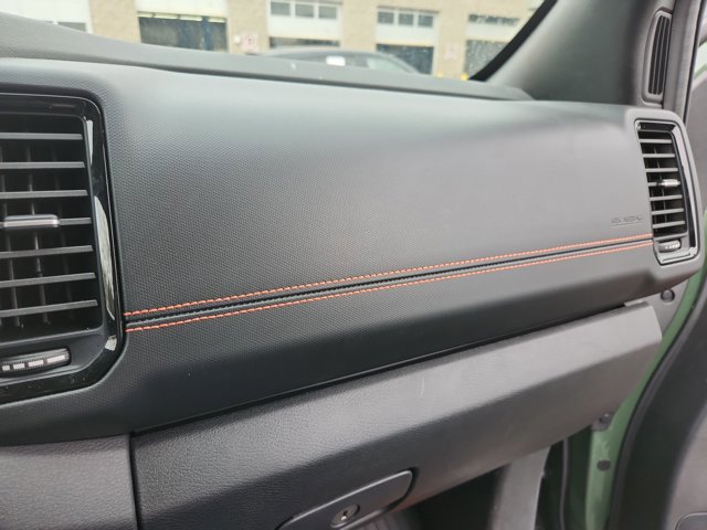 Used 2024 Nissan Frontier PRO-4X w/ Pro Convenience Package image 10