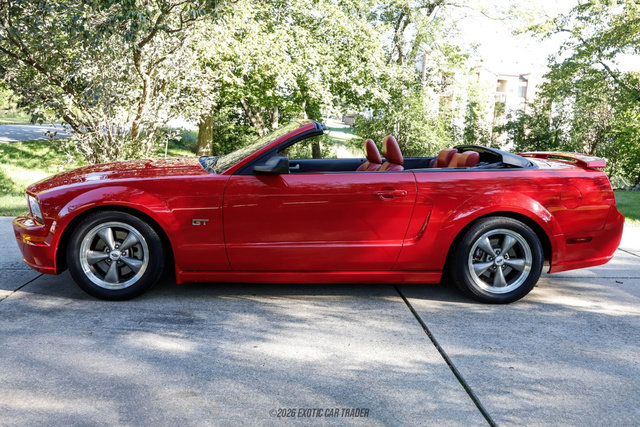 Used 2006 Ford Mustang GT Premium RWD image 3