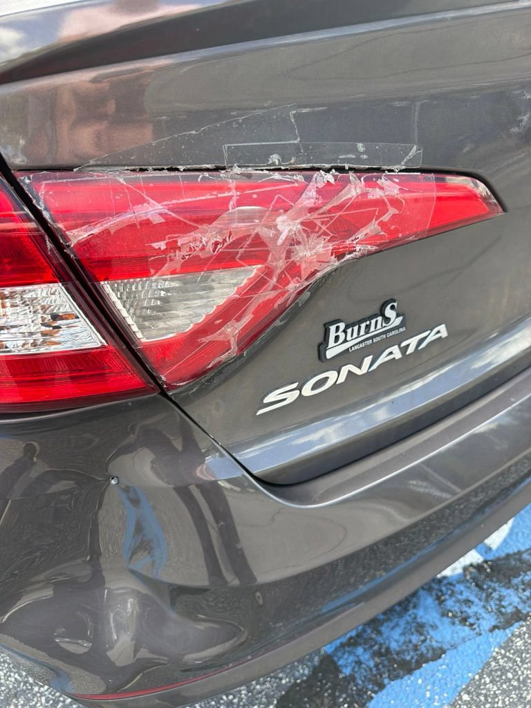 Used 2015 Hyundai Sonata SE FWD image 11