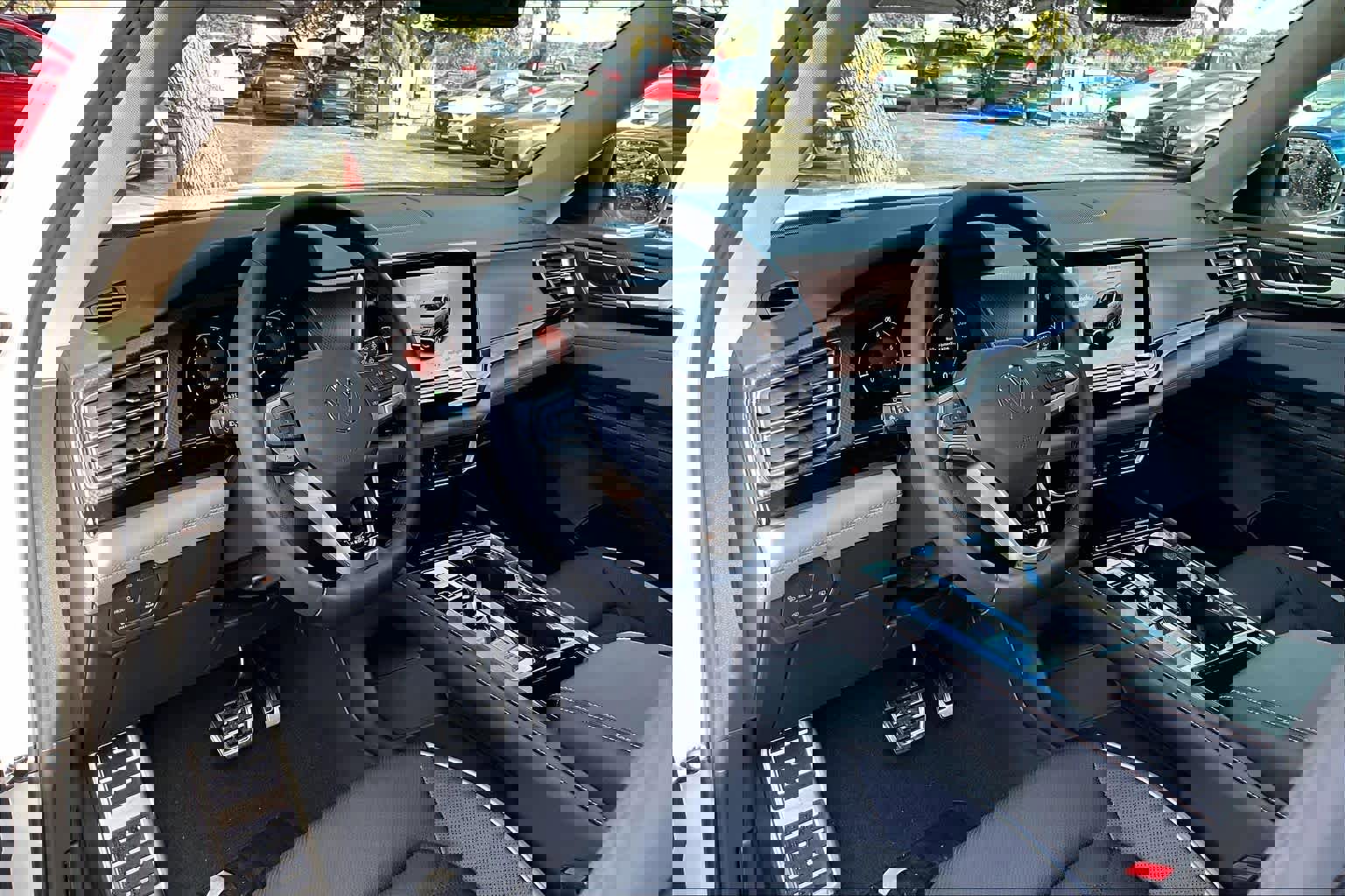 New 2026 Volkswagen Atlas Peak Edition image 8