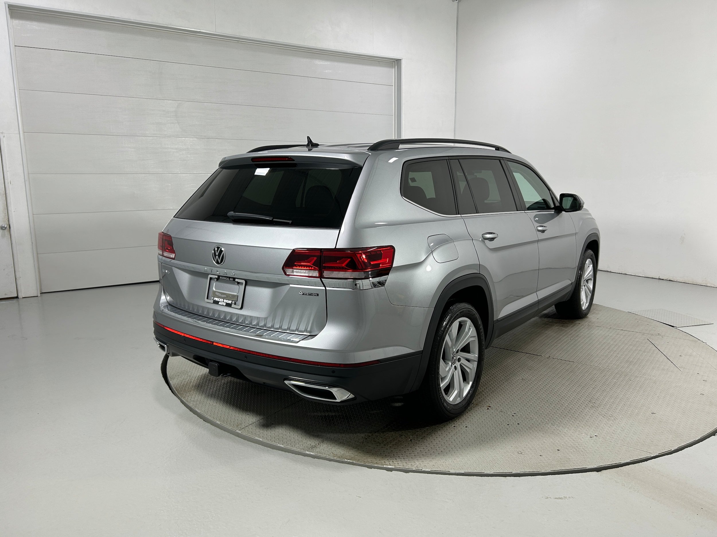 Used 2023 Volkswagen Atlas SE AWD/4WD image 37
