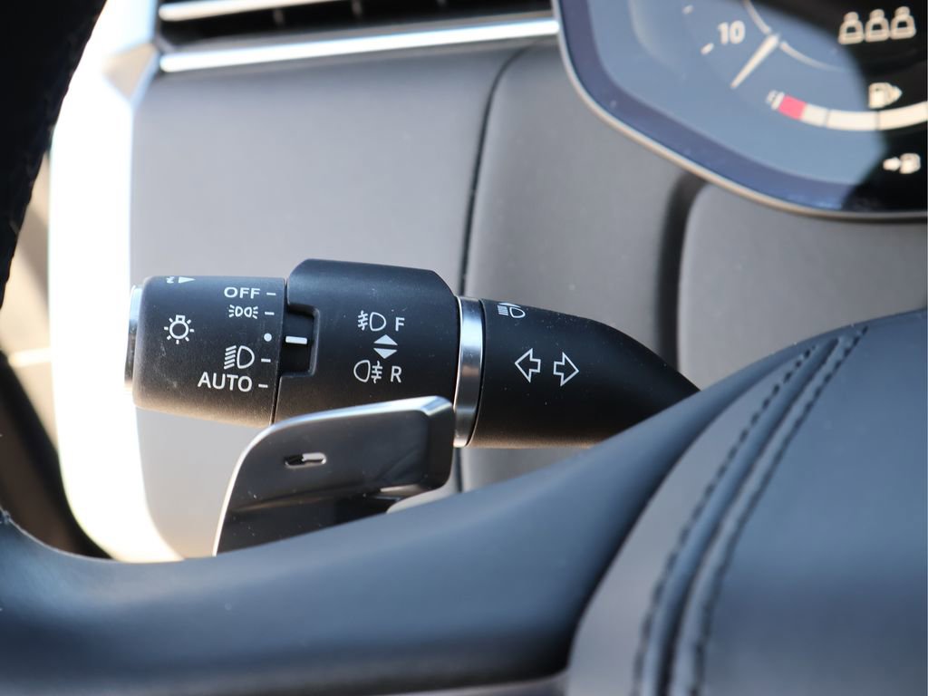 Certified 2023 Land Rover Range Rover SV image 2