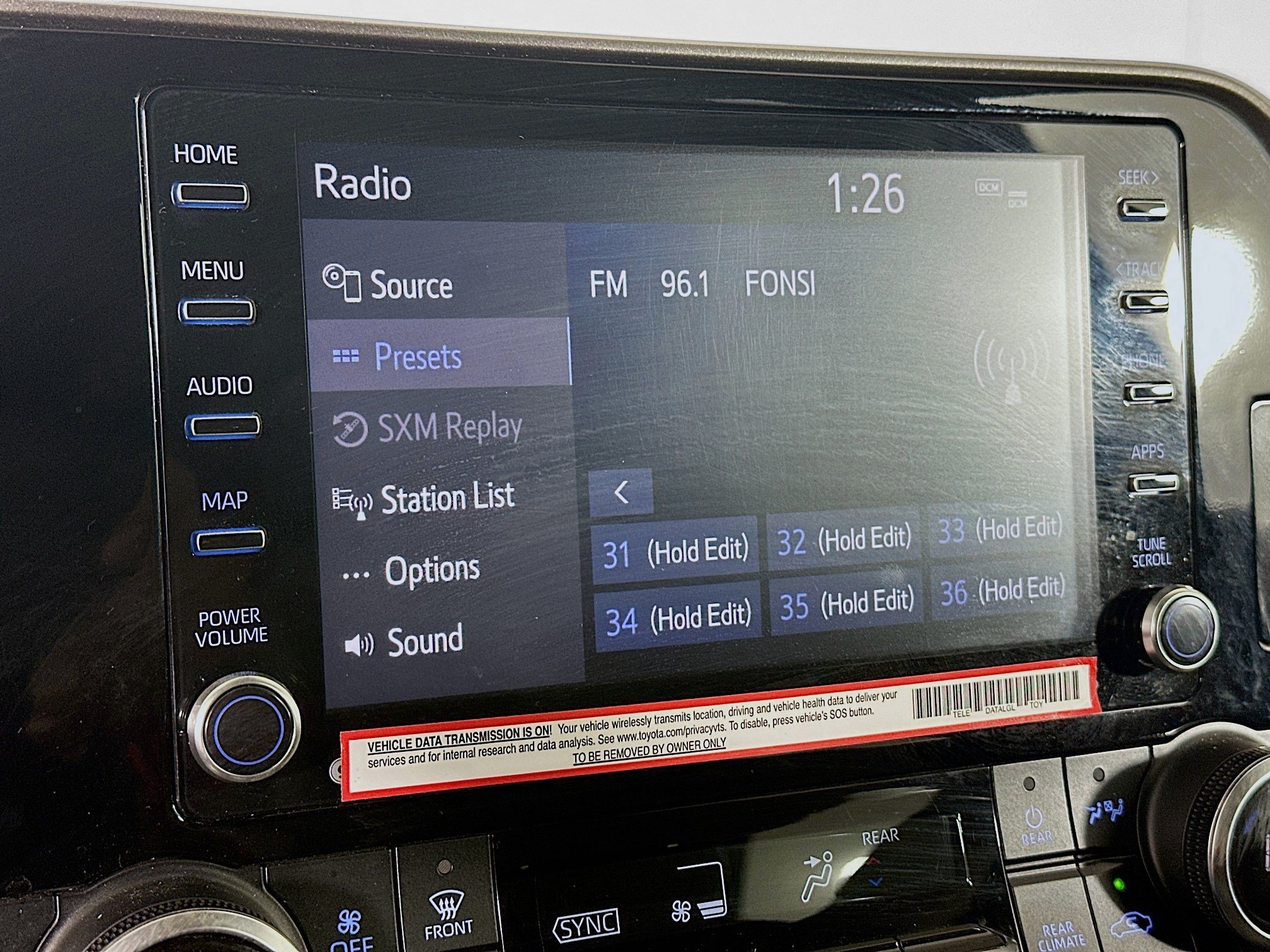 Used 2022 Toyota Highlander LE FWD image 21