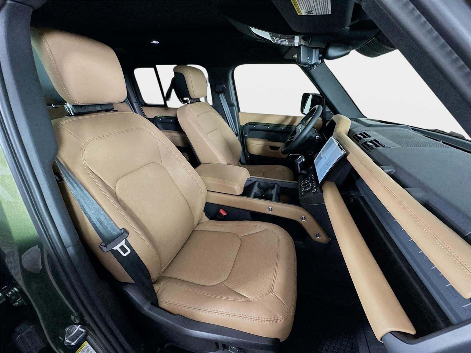 New 2026 Land Rover Defender 110 X-Dynamic SE AWD/4WD image 30