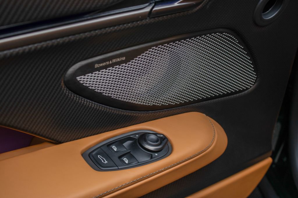 New 2025 Aston Martin Vanquish RWD image 24